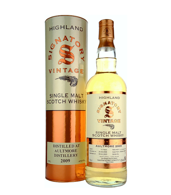 Signatory Vintage, AULTMORE 10 Years Old Vintage Collection 2009, 70 cl, 43 % Vol. (Whisky), Schottland, Speyside, Der Abfller 'Signatory Vintage' ist auf Einzelfassabfllungen spezialisiert.  Der Name 'Signatory Vintage' stammt von der Idee, jede Abfllung mit der Unterschrift einer berhmten Persnlichkeit zu versehen.  Doch dieses Vorhaben wurde nicht umgesetzt. Die erste Abfllung wurde schon verkauft, bevor ein passender Unterzeichner fr die Flasche gefunden werden konnte.  Die Signatory Vintage Abfllungen werden weder gefrbt noch khlfiltriert.    Die '86 Proof Collection' bietet ein umfassendes So