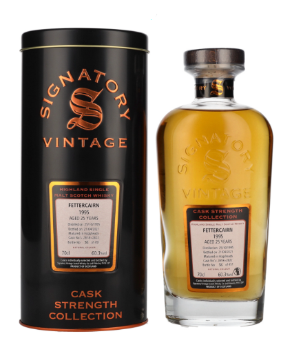Signatory Vintage, FETTERCAIRN 25 Years Old Cask Strength Collection 1995, 70 cl, 60.3 % Vol. (Whisky), Schottland, Highlands,   Dieser Whisky gehrt zur Cask Strength Collection von Signatory Vintage und reift 25 Jahre lang im Refill Hogshead. Destilliert: 25. Oktober 1995 Abgefllt: 21. April 2021 Fassnummer: 2818+2822 Limitiert auf 451 Flaschen weltweit.          Farbe: Helles Gold. Nase: Frische Frchte, Nsse, Mokka. Geschmack: Frische und fruchtige Noten, Schokolade, Biskuit. Abgang: Lang anhaltend.
