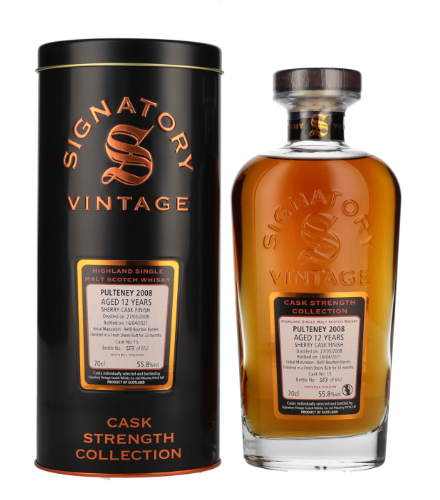 Signatory Vintage, OLD PULTENEY 12 Years Old Cask Strength Collection 2008, 70 cl, 55.8 % Vol. (Whisky), Schottland, Highlands,   Dieser Whisky gehrt zur Cask Strength Collection von Signatory Vintage und reift 12 Jahre lang im Refill Hogshead. Destilliert: 27. Mai 2008 Abgefllt: 16. April 2021 Fassnummer: 15 Limitiert auf 652 Flaschen weltweit.          Farbe: Bernstein. Nase: Noten von Pflaumen, Feigen, dunkler Schokolade, Zimt, Eichenholz. Geschmack: Intensiv, Trockenobst, Blaubeeren, Leder, Walnsse, Kaffee. Abgang: Lang anhaltend, wrzig sss, leicht trocken, Nsse.