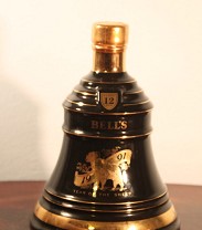 Bells 12 Years Old Year of the Sheep Celebration Decanter 1979/1991 43%vol, 75cl (Whisky)